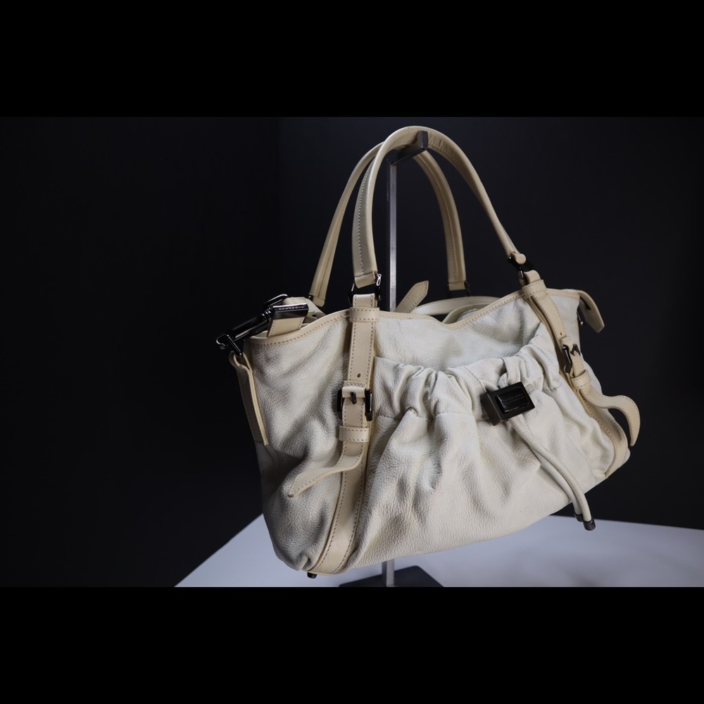 Burberry 2 way leather bag.